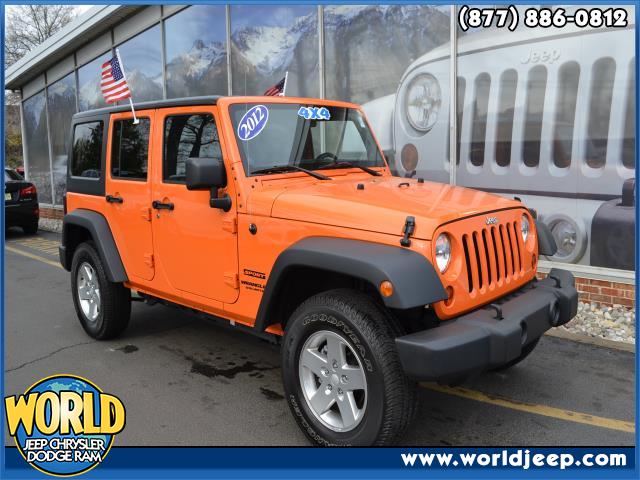 2012 JEEP Wrangler Unlimited  4WD mp3 audio input AC ABS Adjustable Steering Wheel AMFM Ster