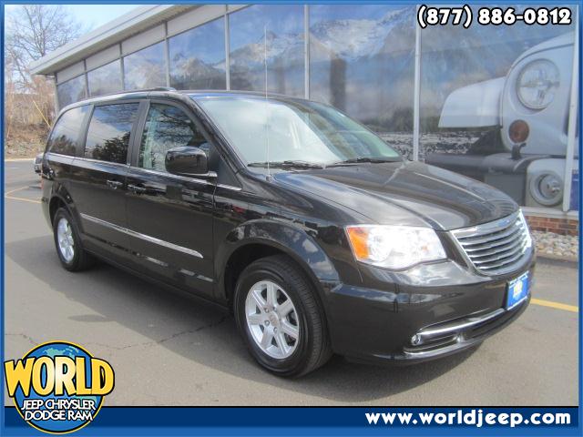 2012 Chrysler Town & Country