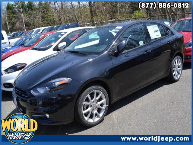 2013 DODGE Dart  4 Cylinder Engine 6-Speed MT AC ABS Adjustable Steering Wheel AMFM Stereo