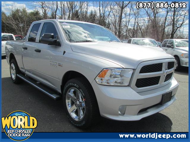 2013 RAM 1500  side steps AC ABS Adjustable Steering Wheel AMFM Stereo Cruise Control Drive