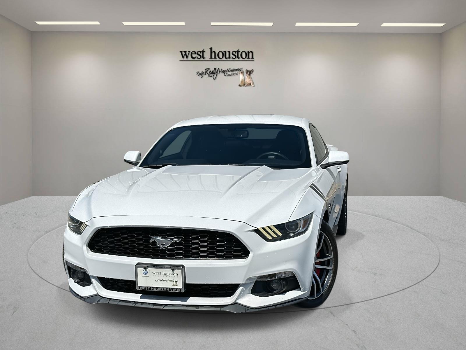 2017 Ford Mustang EcoBoost Coupe RWD