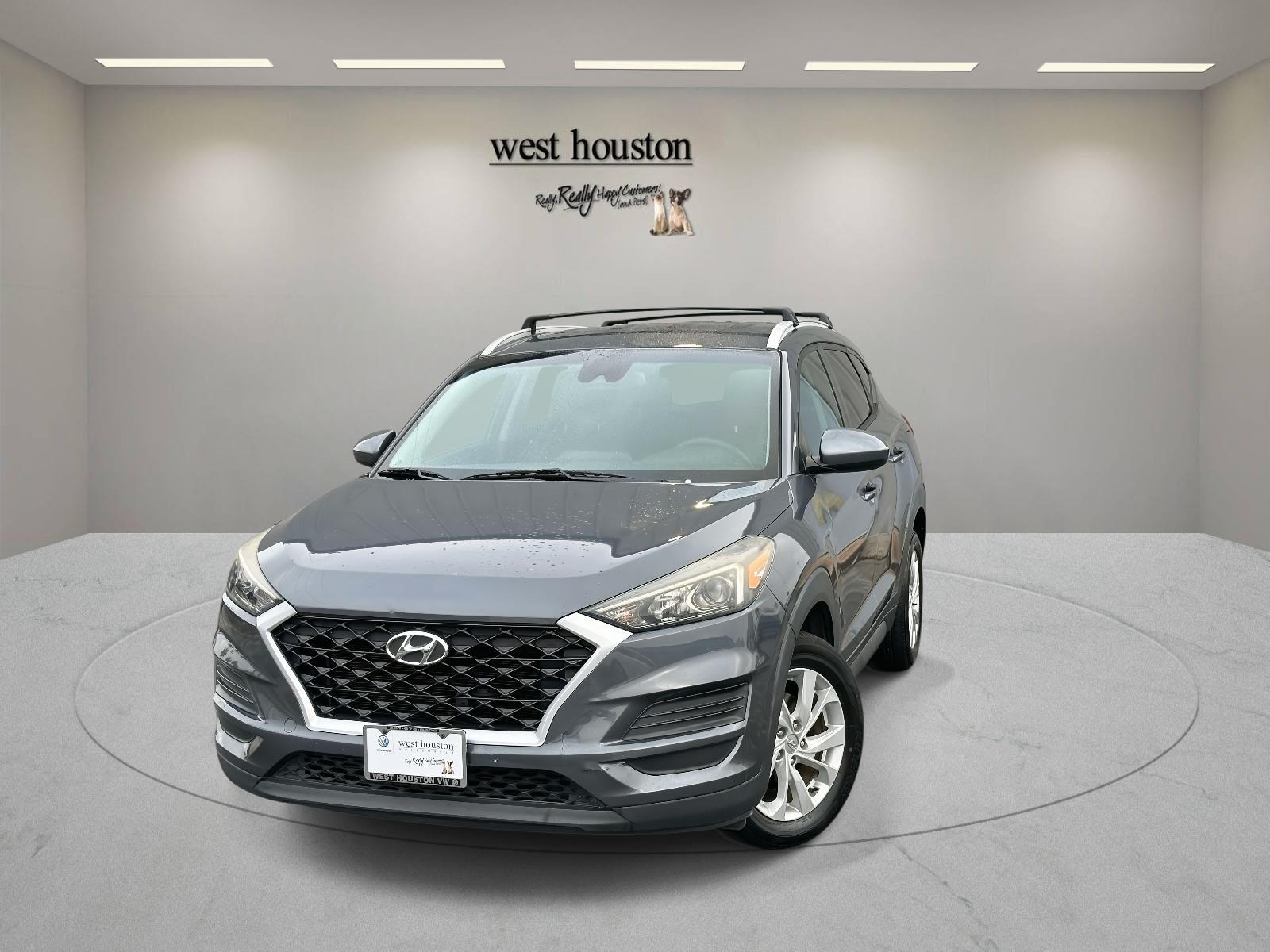 Gray 2019 Hyundai Tucson SUV / Crossover Front-Wheel Drive Automatic