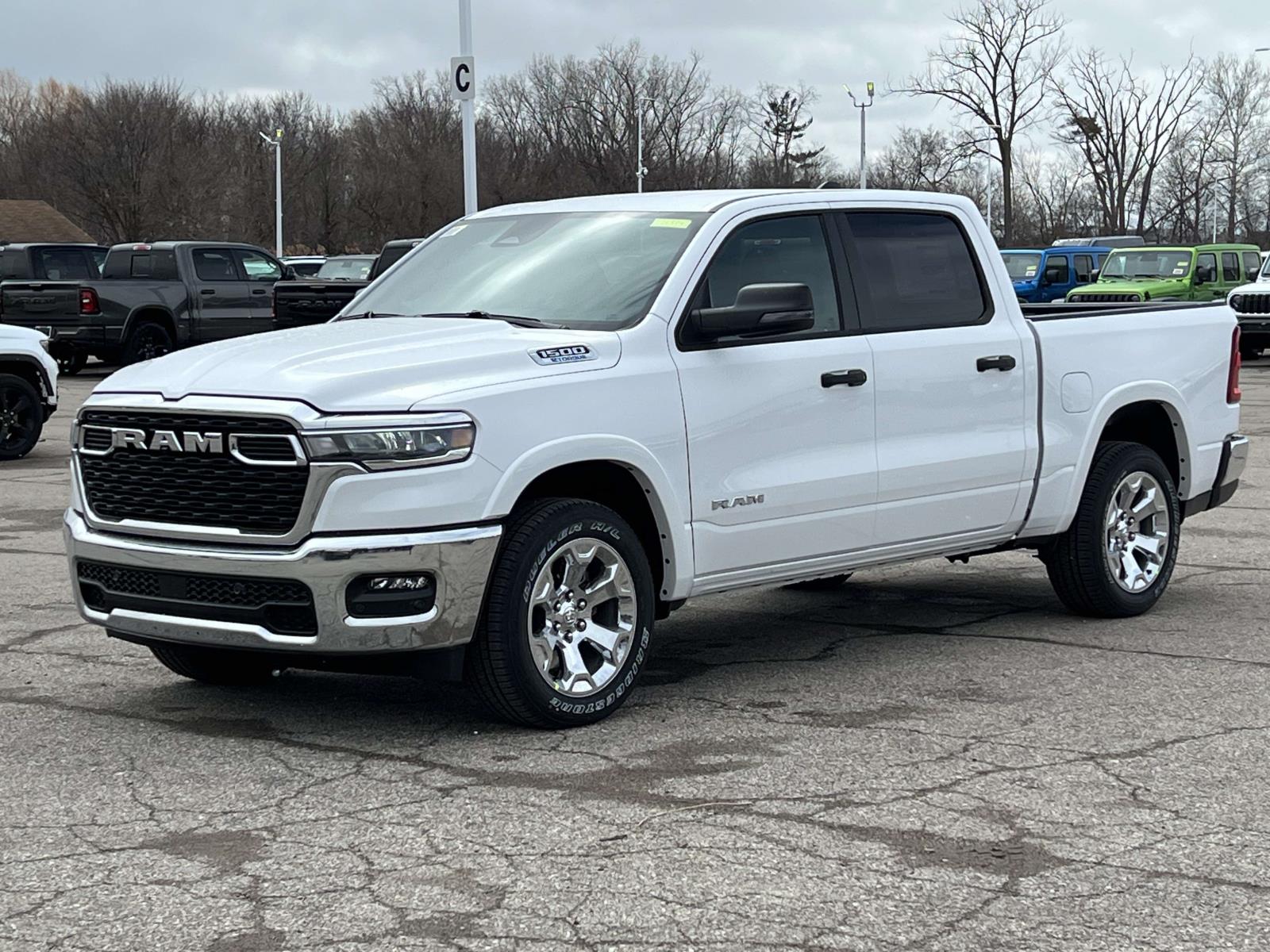 View vehicle photo 6