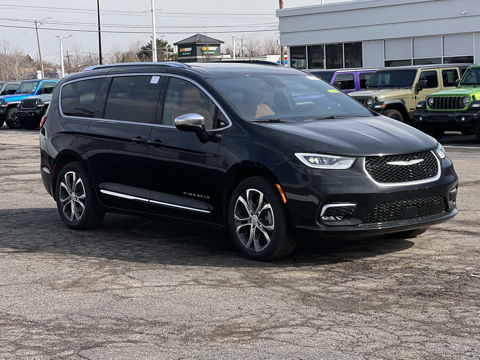 2026 Chrysler Pacifica Pinnacle AWD