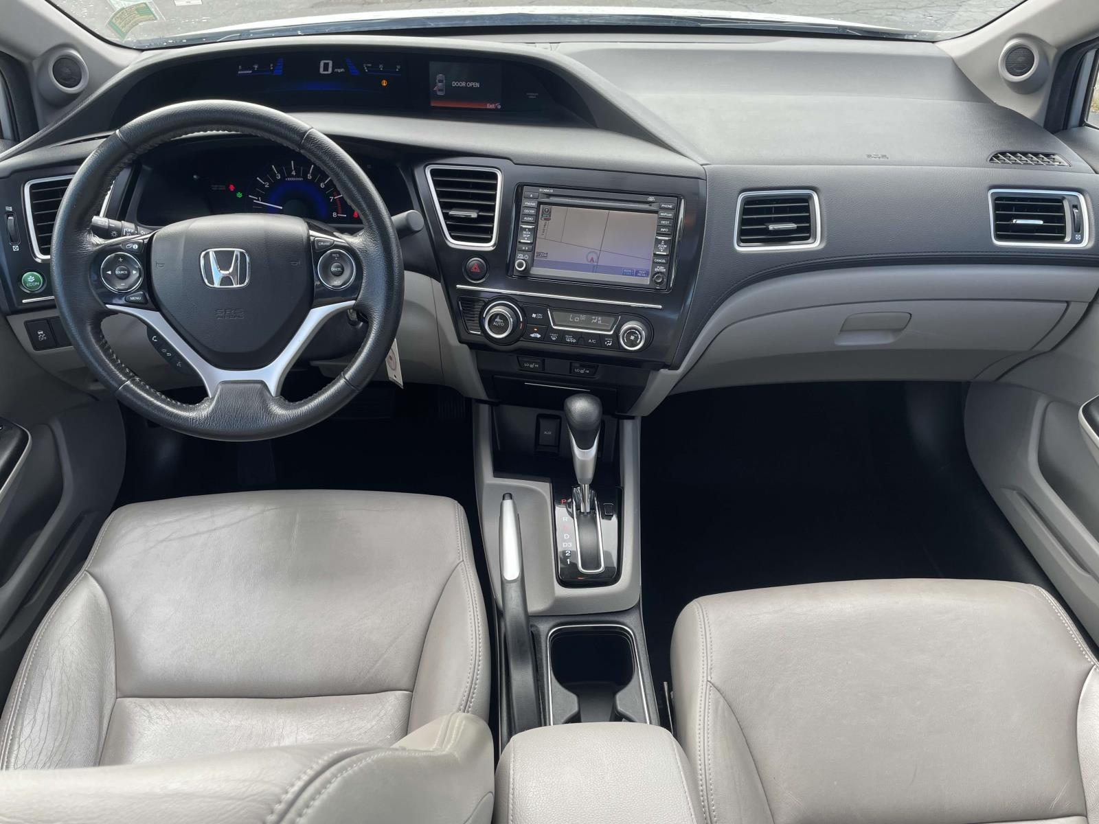 2013 Honda Civic Sdn EX-L 22