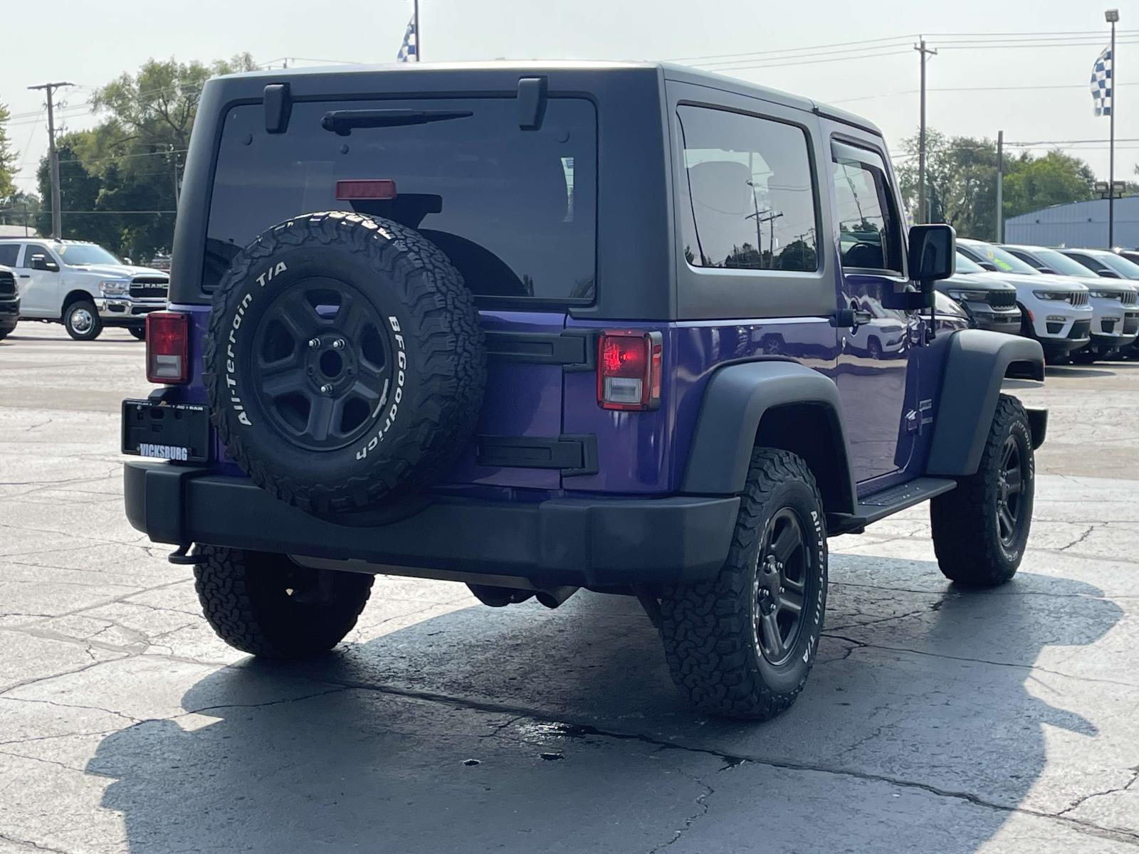 2017 Jeep Wrangler Sport 23