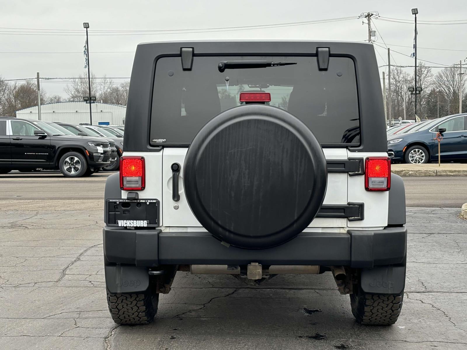 2015 Jeep Wrangler Unlimited Sport 26