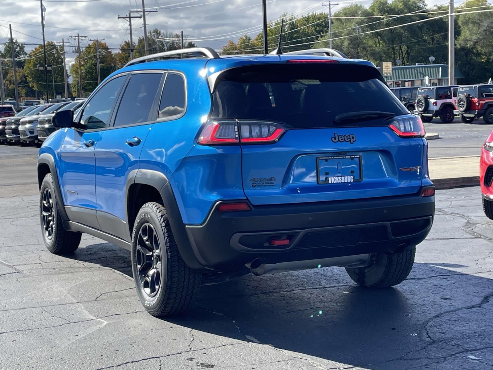 2021 Jeep Cherokee Trailhawk 2