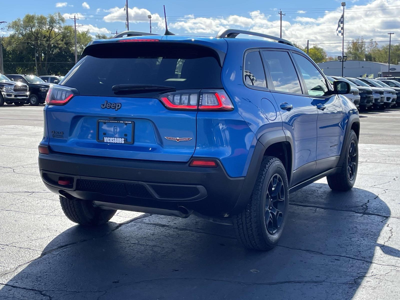 2021 Jeep Cherokee Trailhawk 32