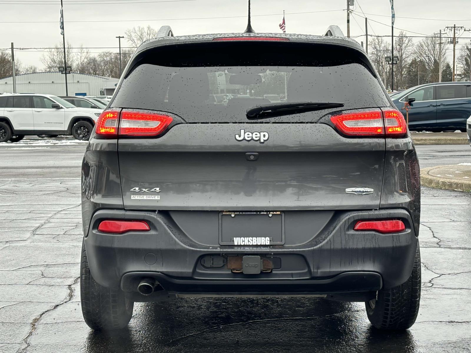 2015 Jeep Cherokee North 30