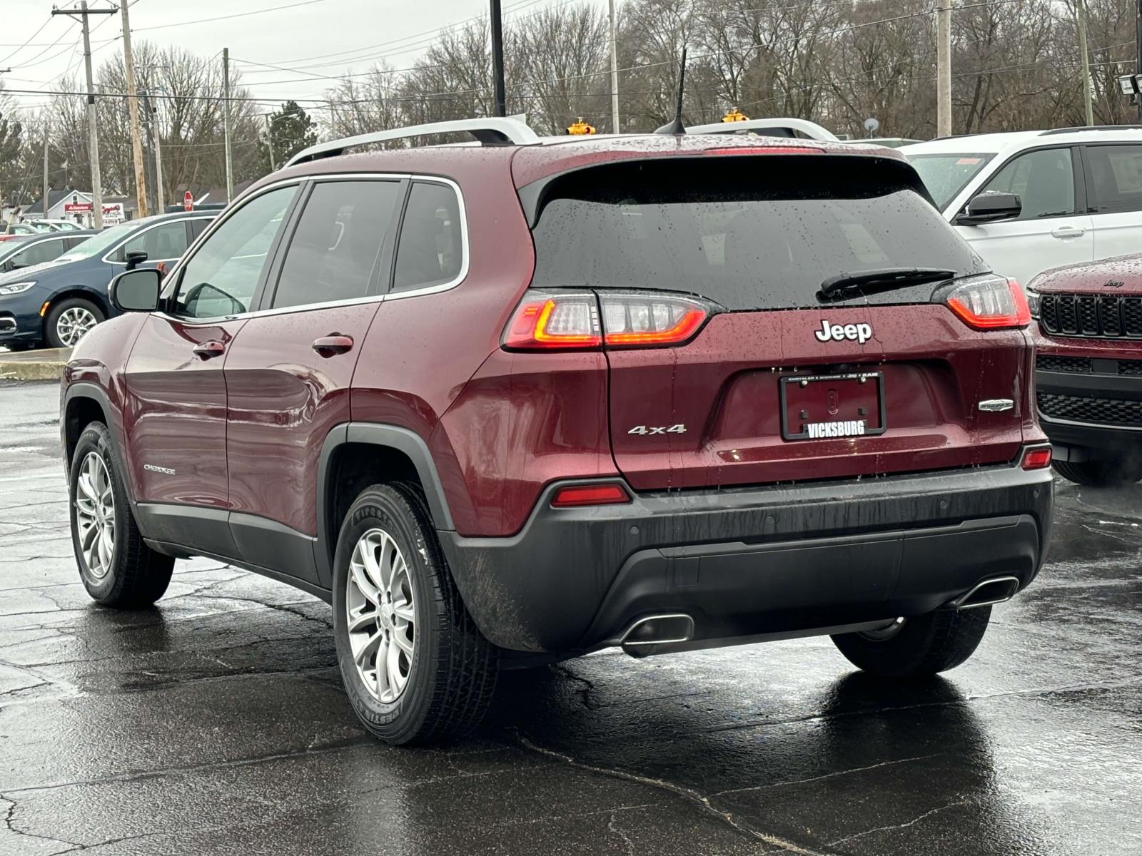 2021 Jeep Cherokee Latitude Lux 2