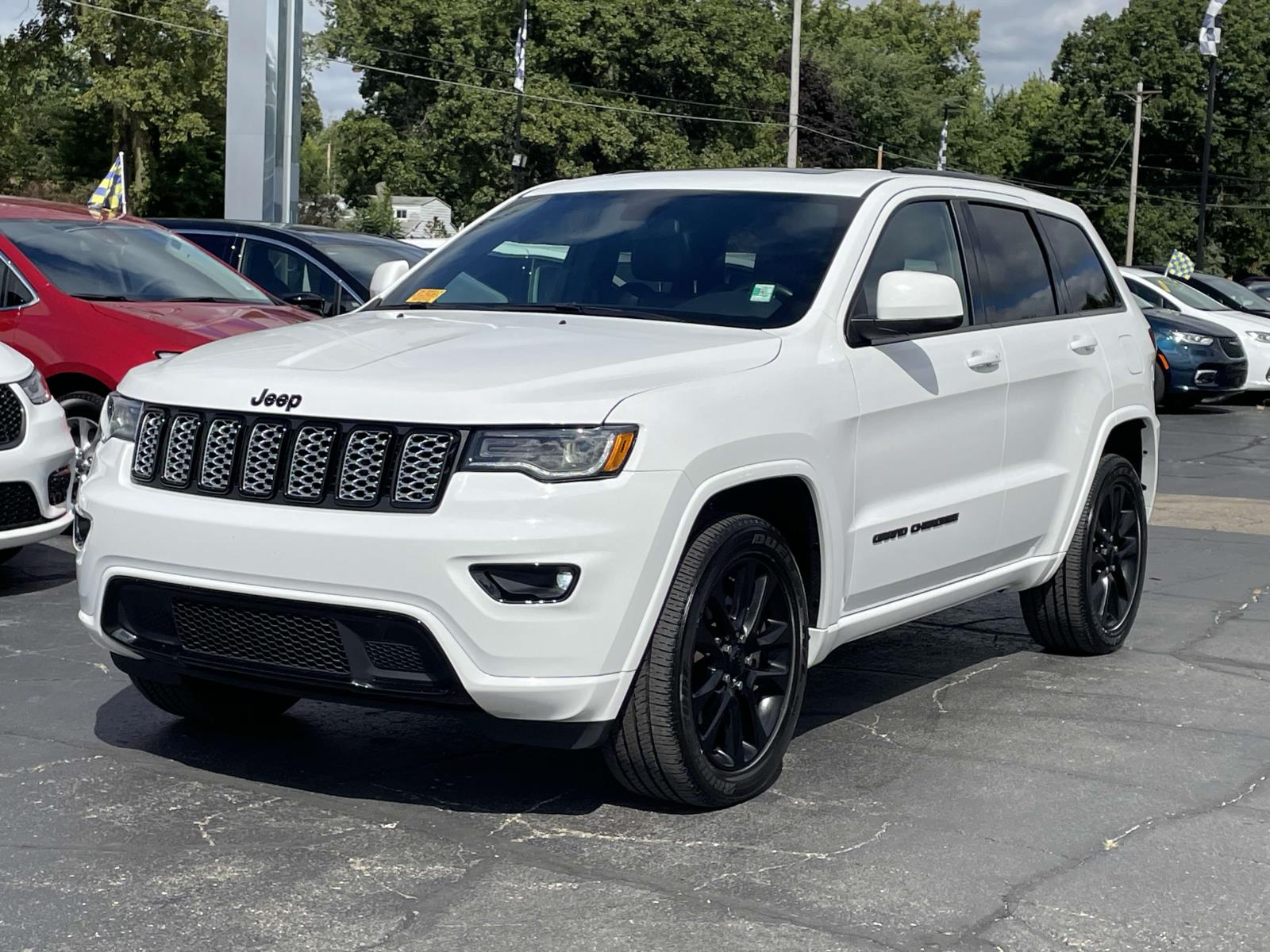 2021 Jeep Grand Cherokee Laredo X 28