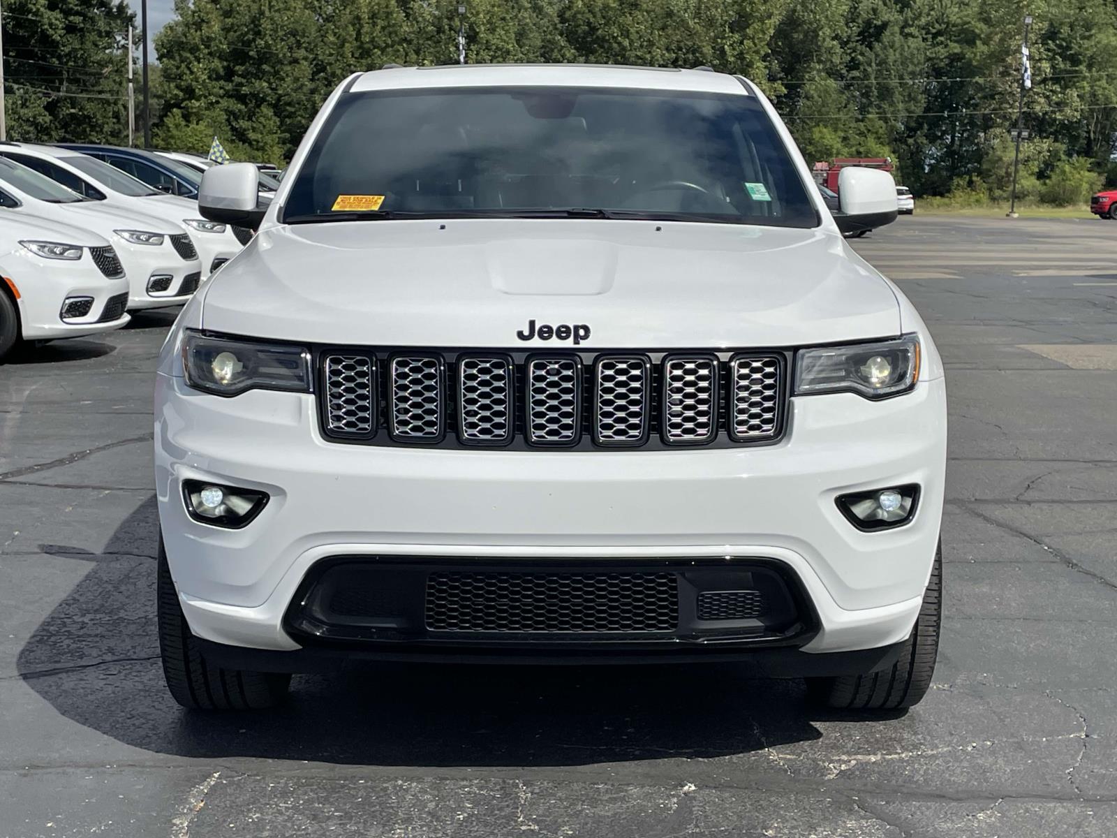 2021 Jeep Grand Cherokee Laredo X 29