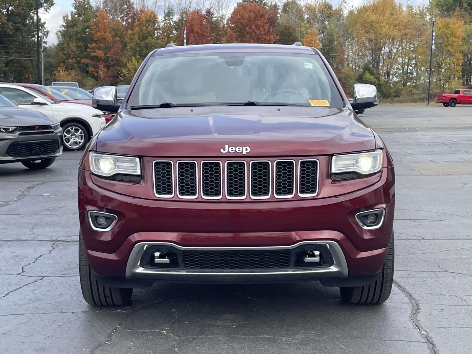 2016 Jeep Grand Cherokee Overland 32