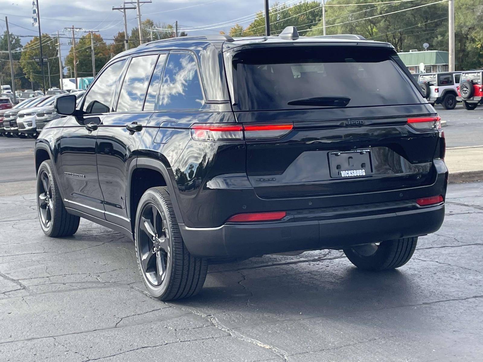 2022 Jeep Grand Cherokee Altitude 2