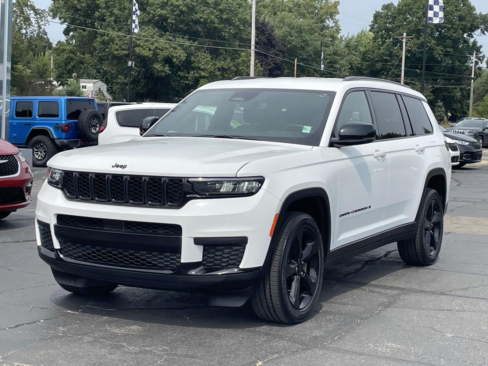 2021 Jeep Grand Cherokee L Altitude 27