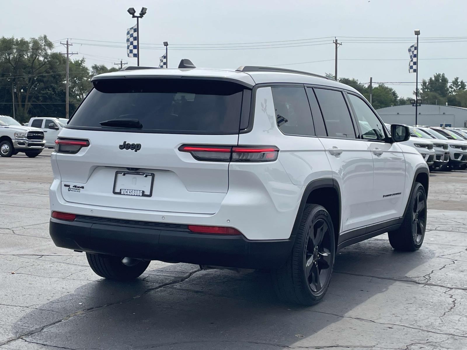 2021 Jeep Grand Cherokee L Altitude 31