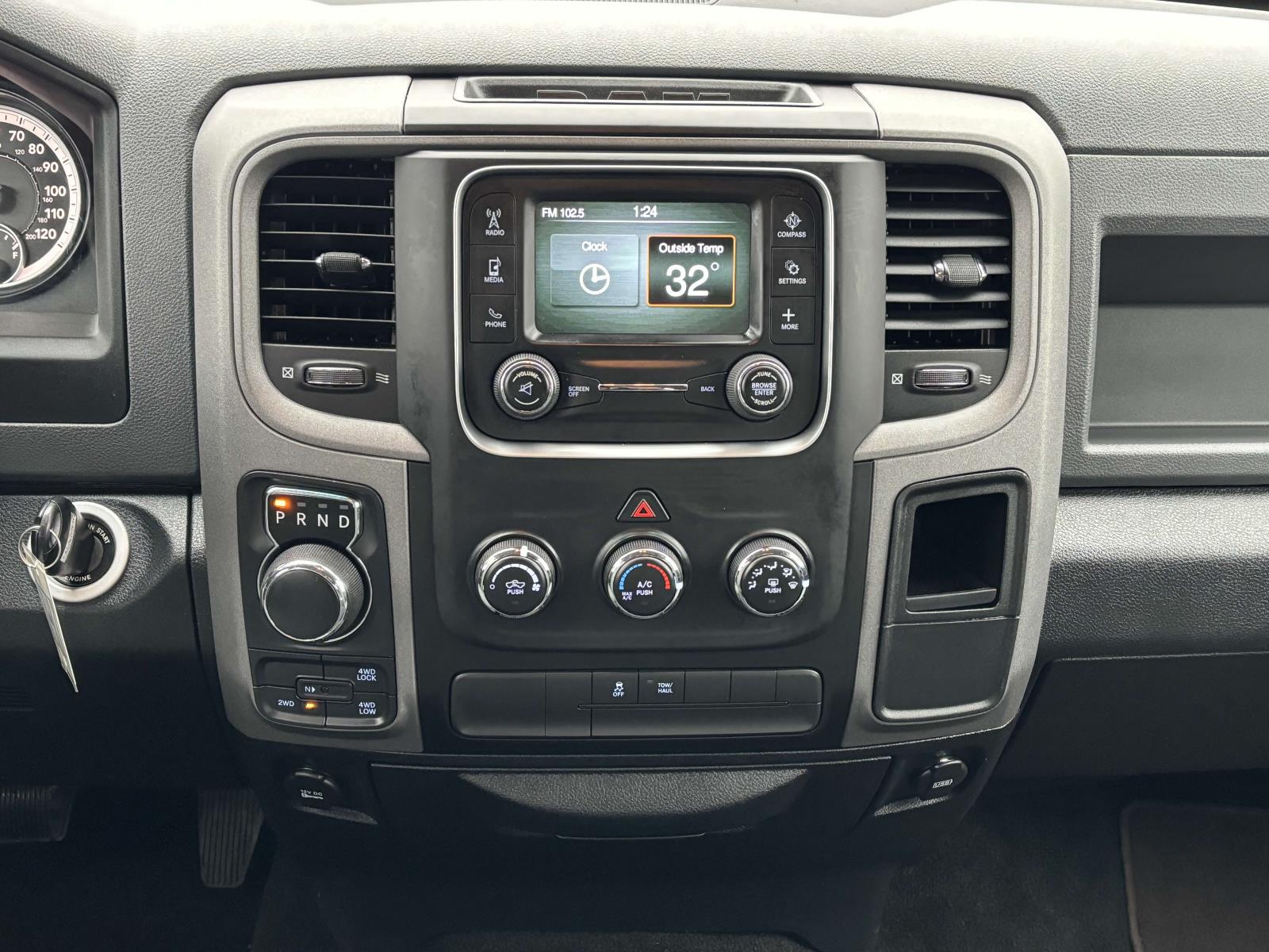 2016 Ram 1500 ST 24