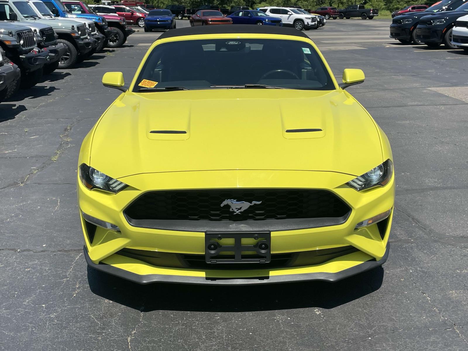 2021 Ford Mustang EcoBoost 21