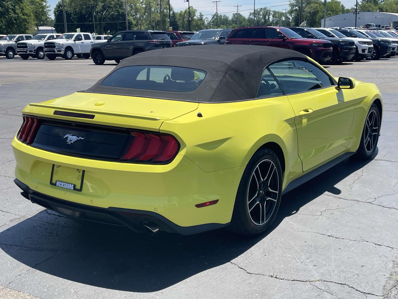 2021 Ford Mustang EcoBoost 24