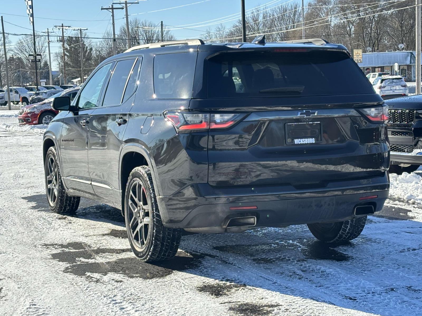 2018 Chevrolet Traverse Premier 2