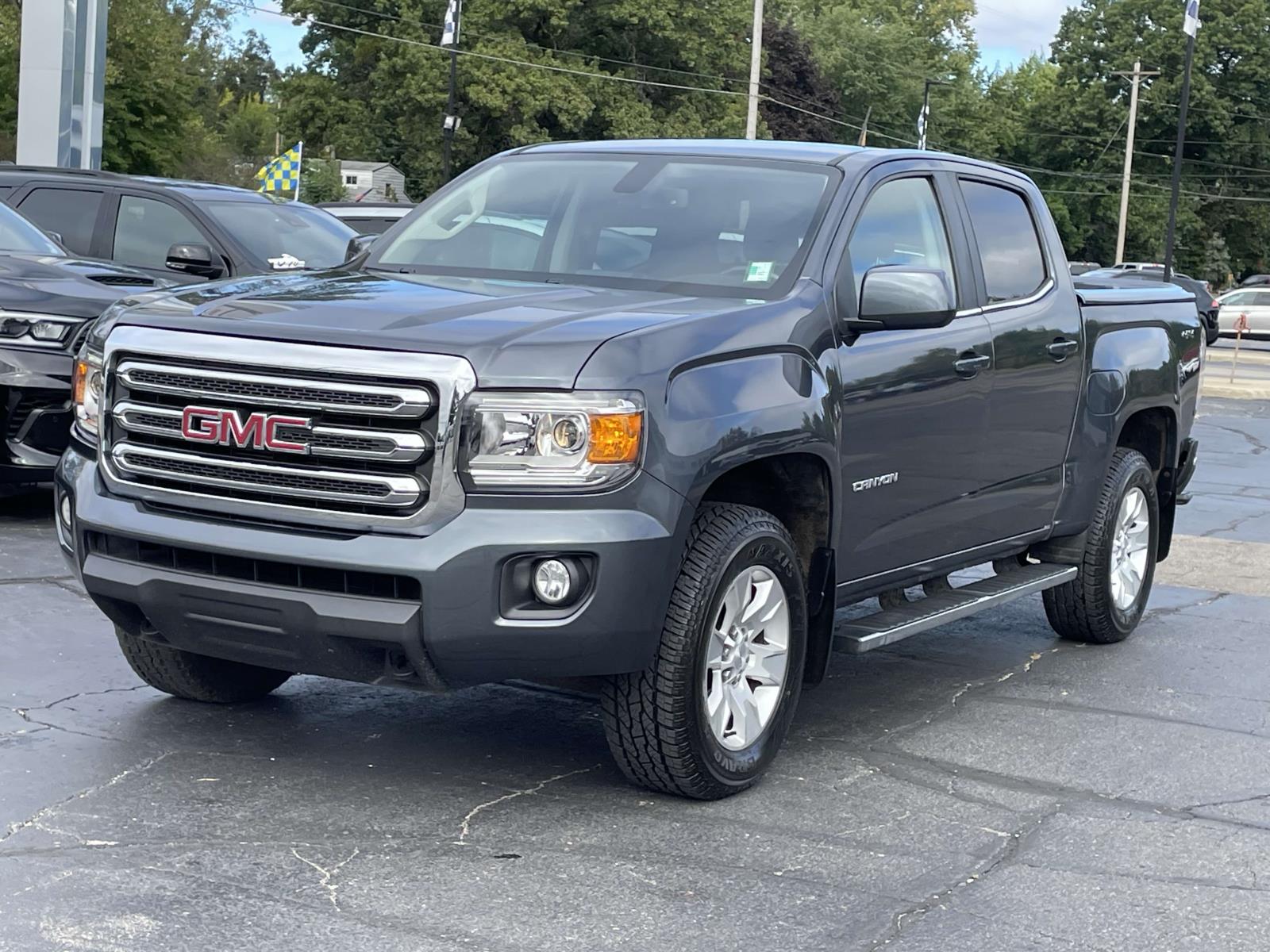 2017 GMC Canyon 4WD SLE 23