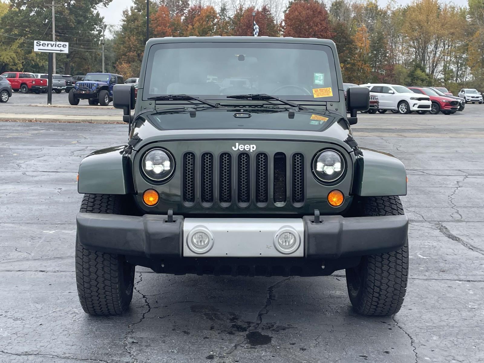 2010 Jeep Wrangler Unlimited Sahara 19