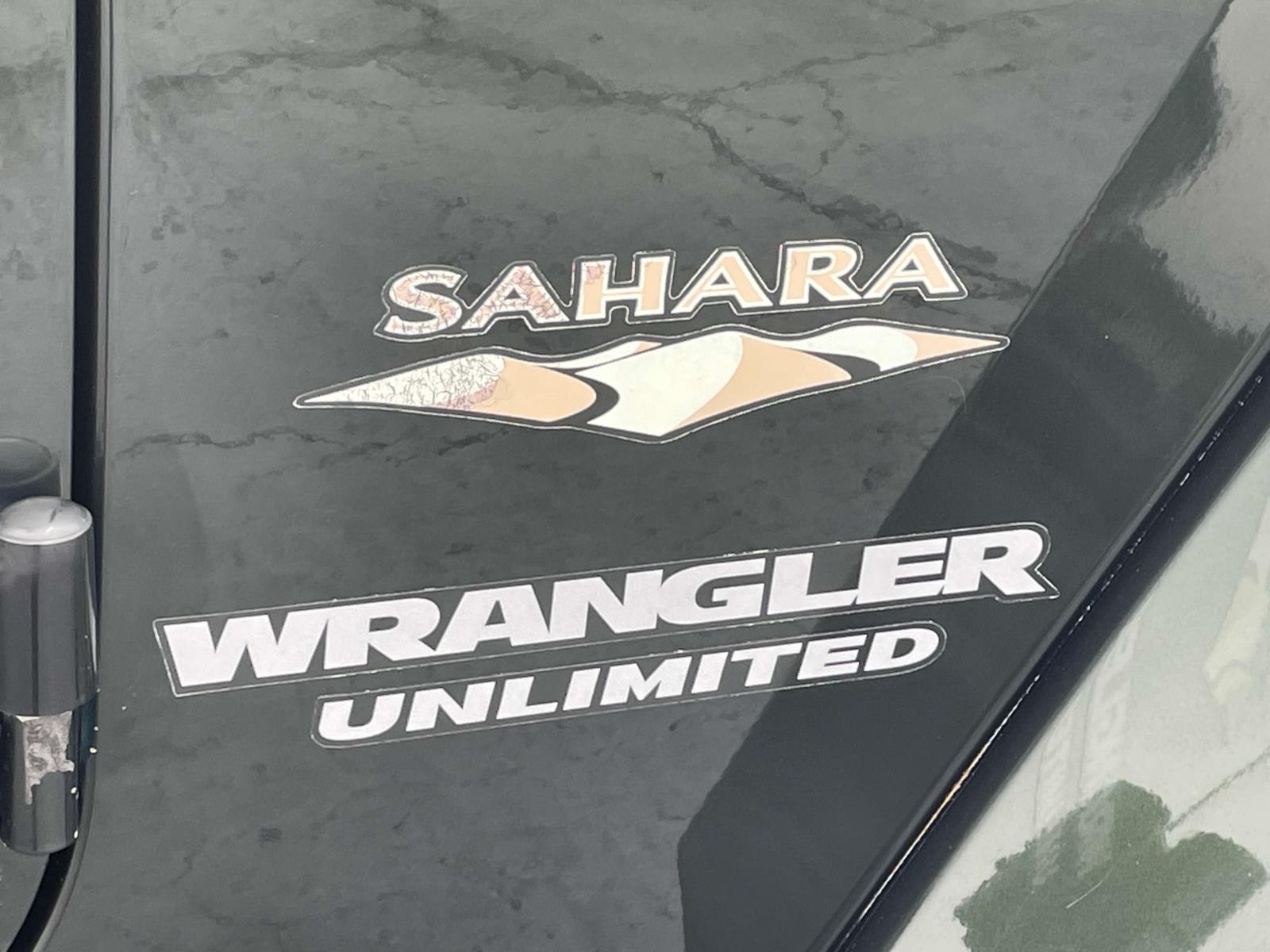 2010 Jeep Wrangler Unlimited Sahara 22