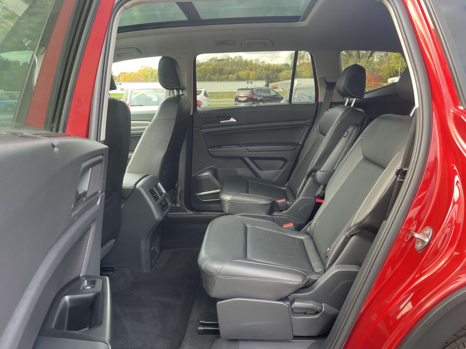 2021 Volkswagen Atlas 3.6L V6 SEL 25