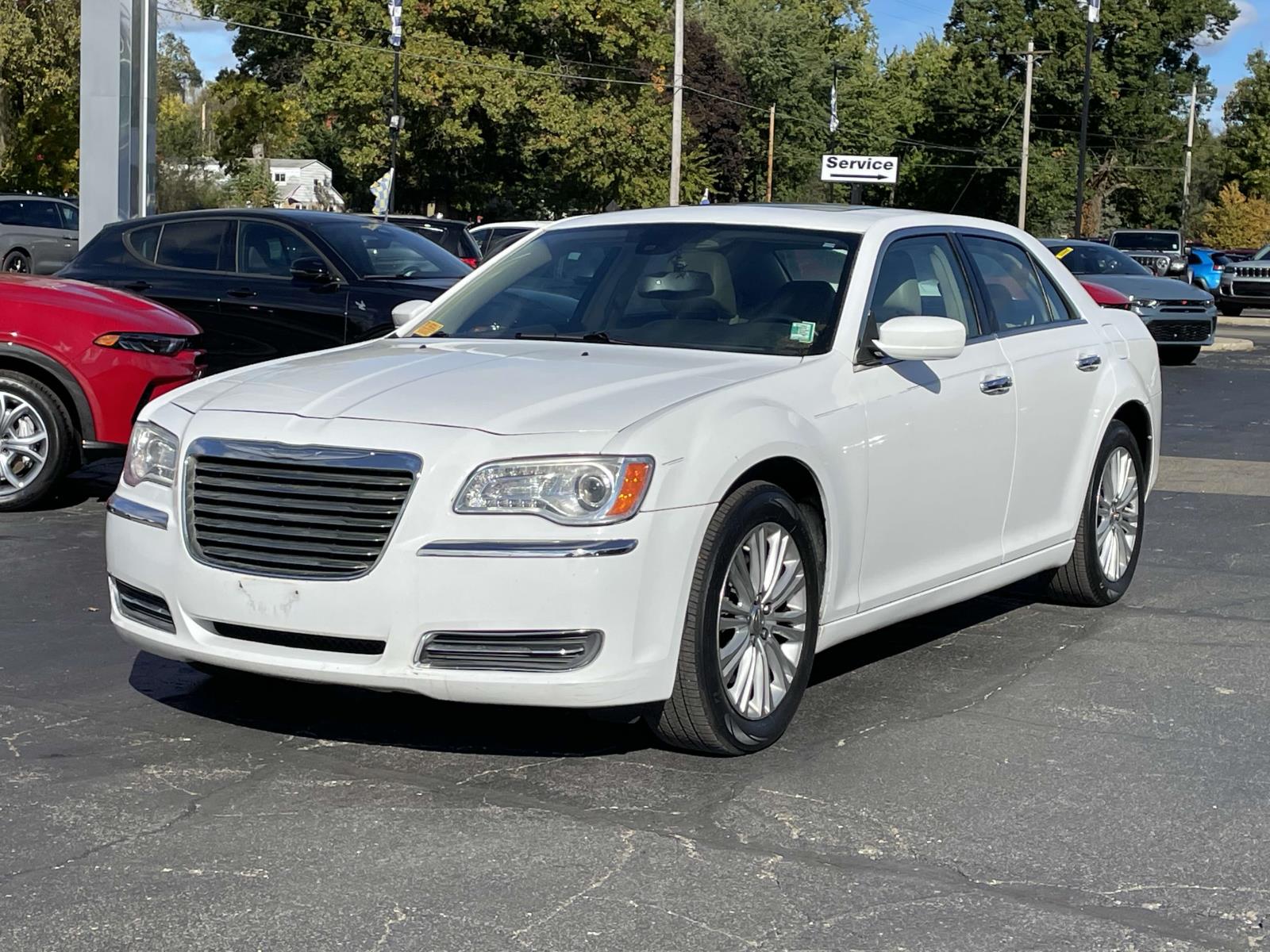 2013 Chrysler 300  26