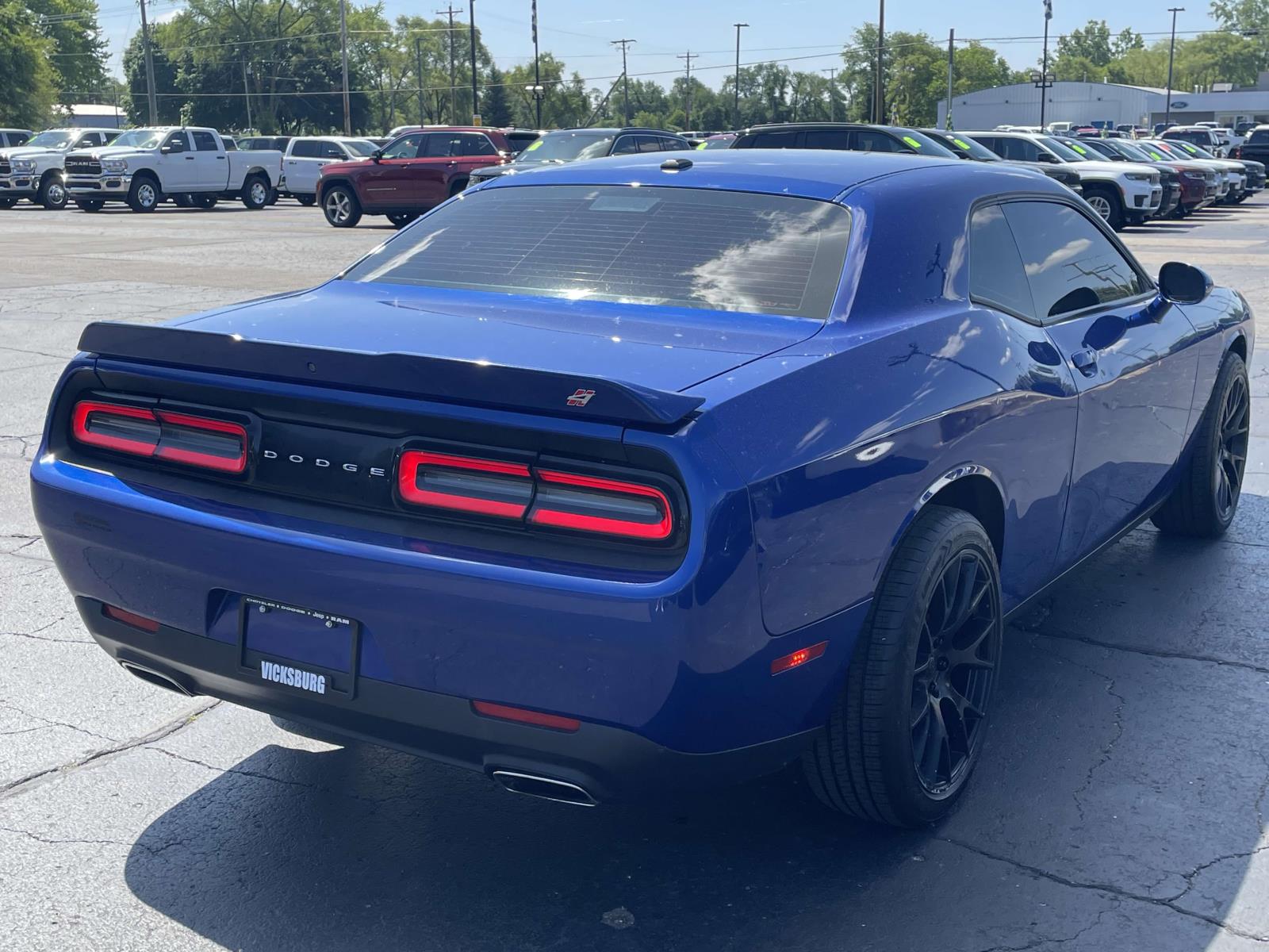 2019 Dodge Challenger SXT 21