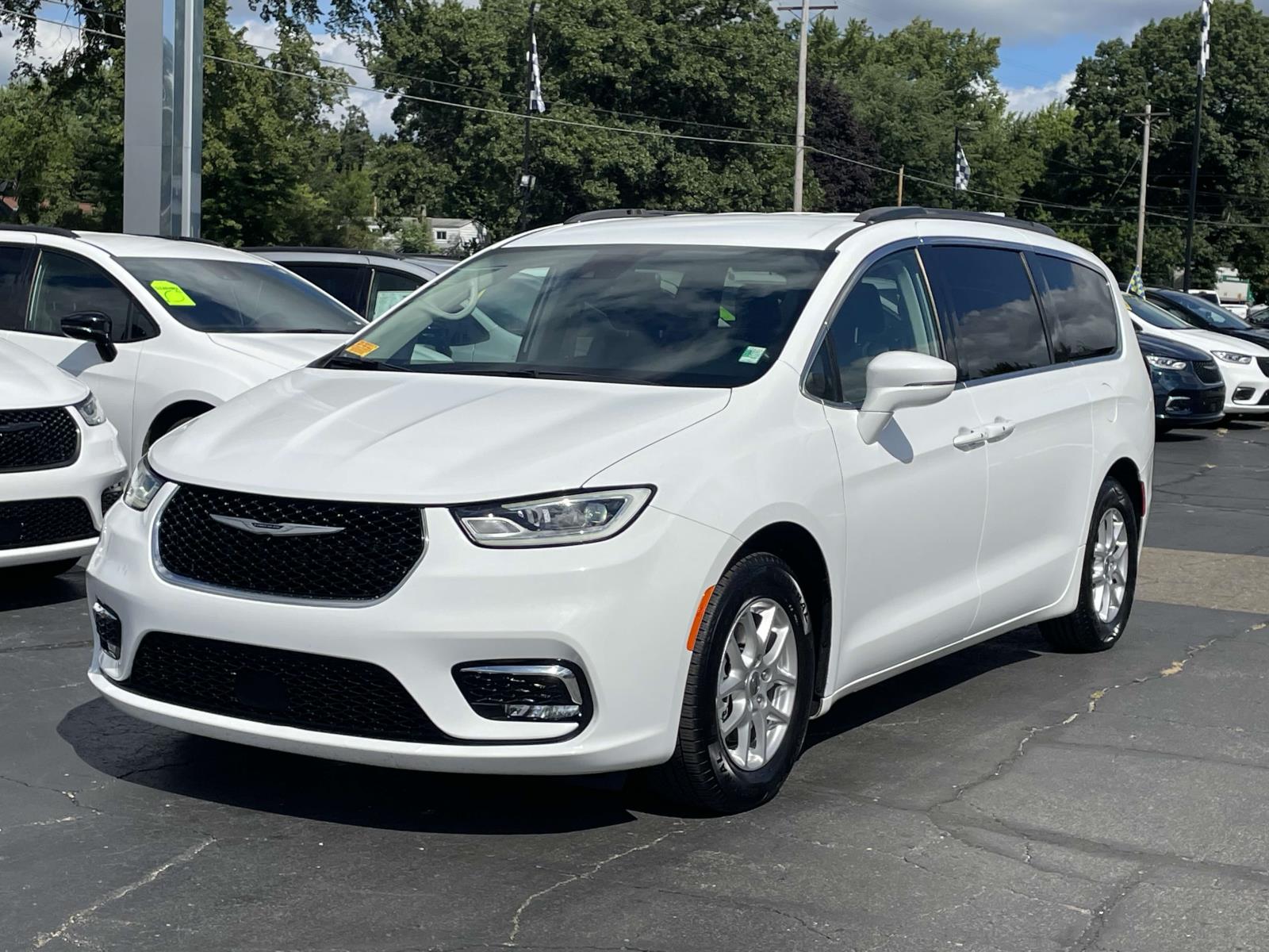 2022 Chrysler Pacifica Touring L 28