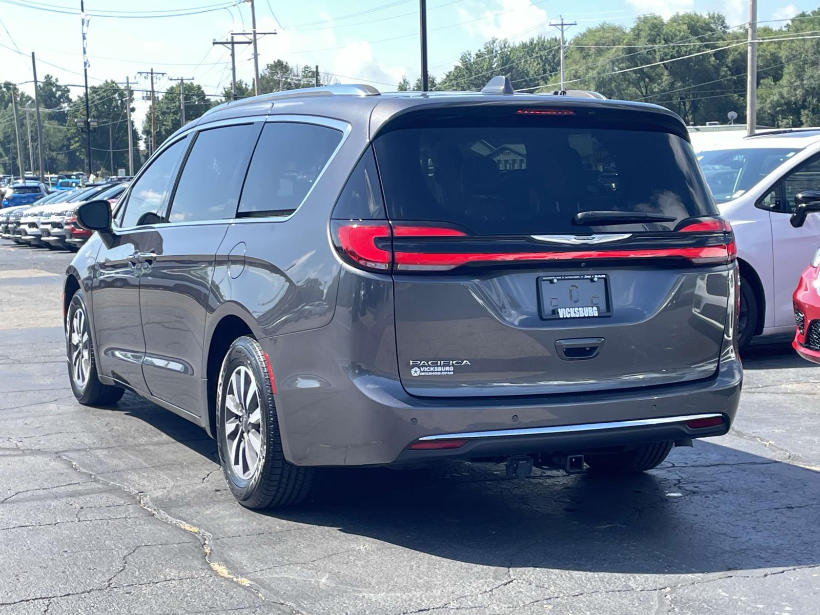 2021 Chrysler Pacifica Touring L 2