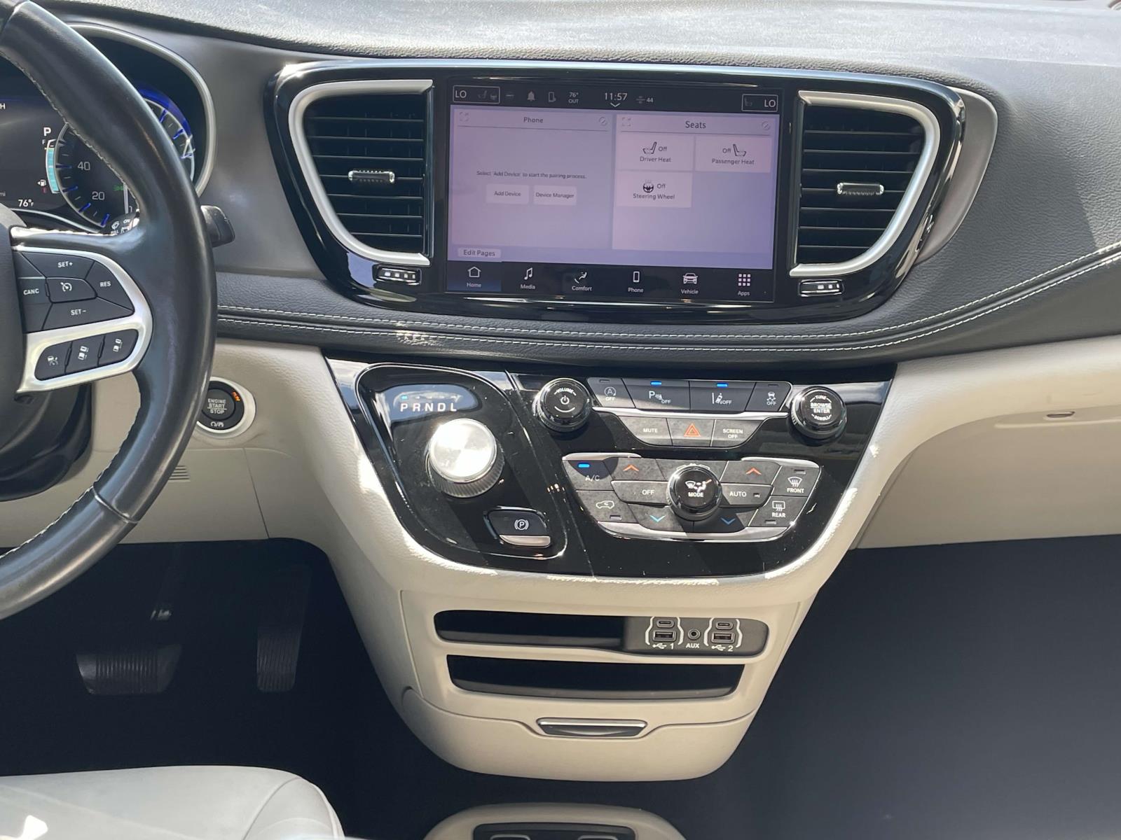 2021 Chrysler Pacifica Touring L 28