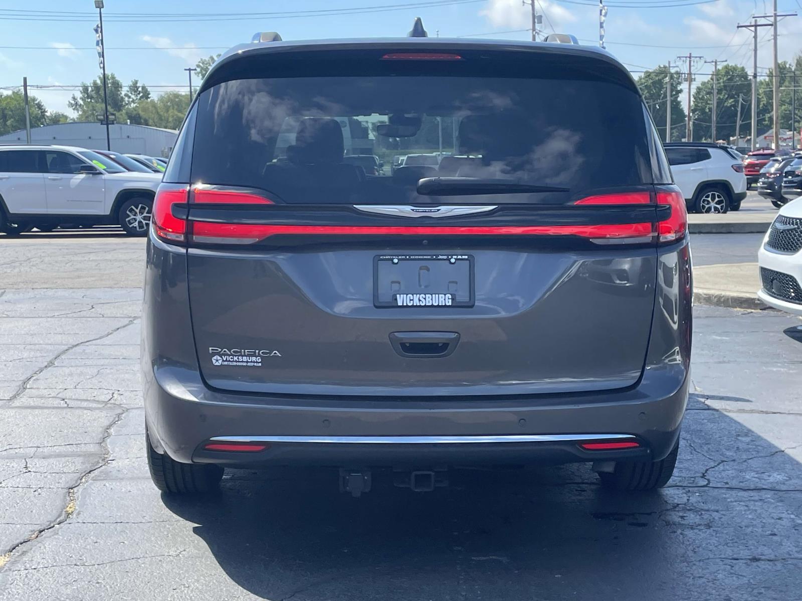 2021 Chrysler Pacifica Touring L 34