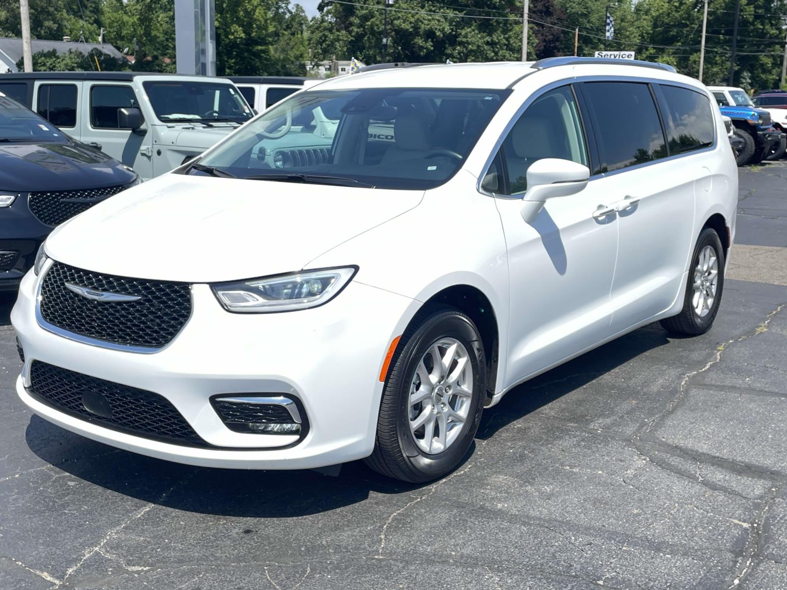 2021 Chrysler Pacifica Touring L 21