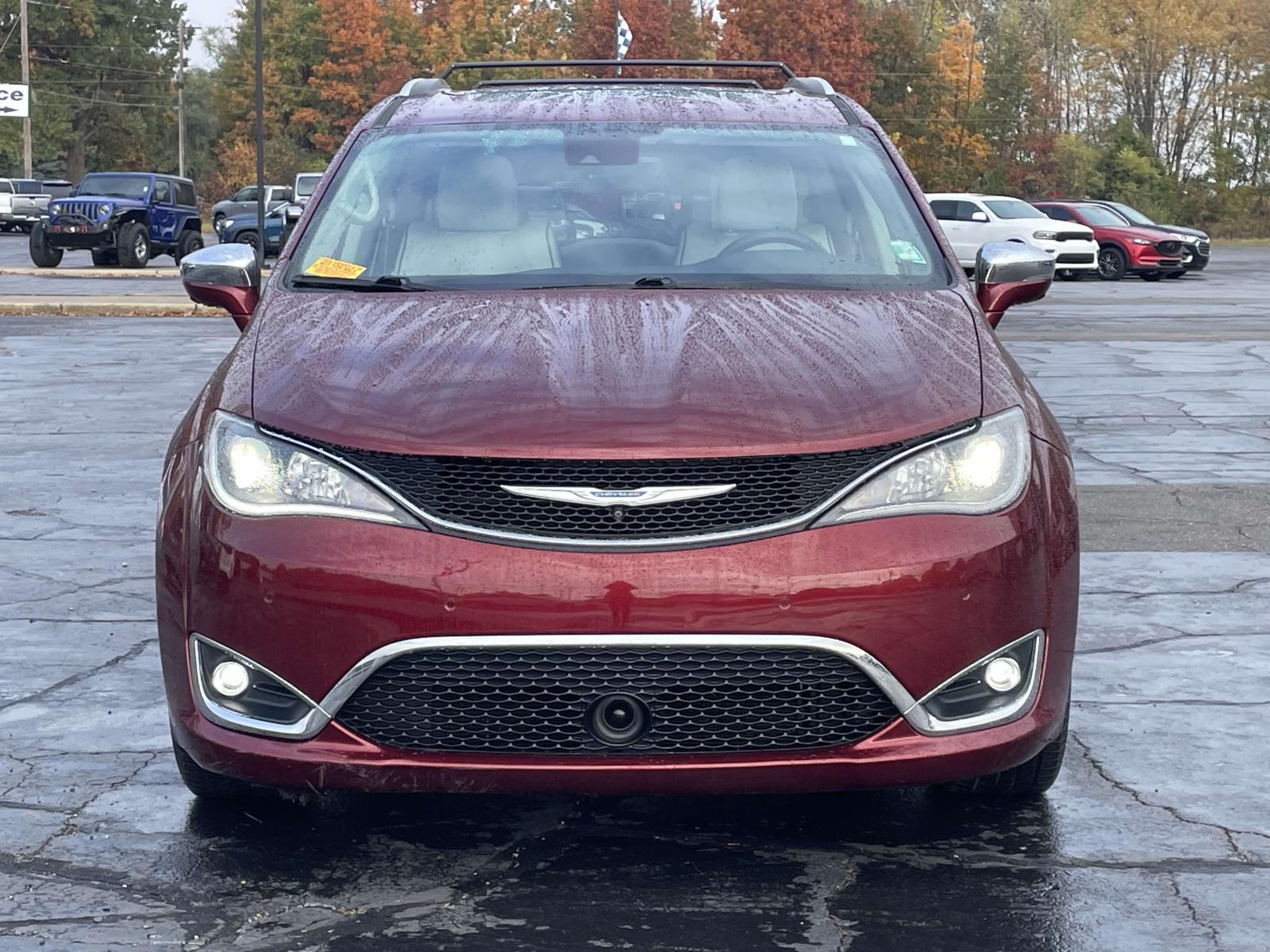 2018 Chrysler Pacifica Limited 34