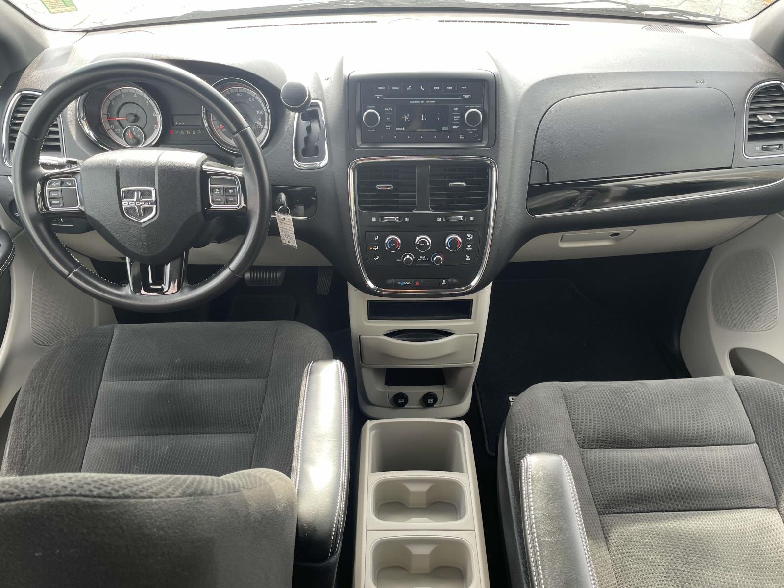 2016 Dodge Grand Caravan SE Plus 21