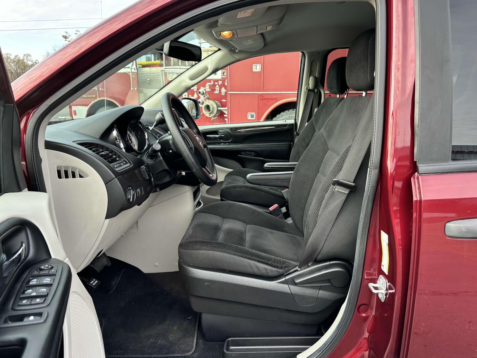 2019 Dodge Grand Caravan SE 3