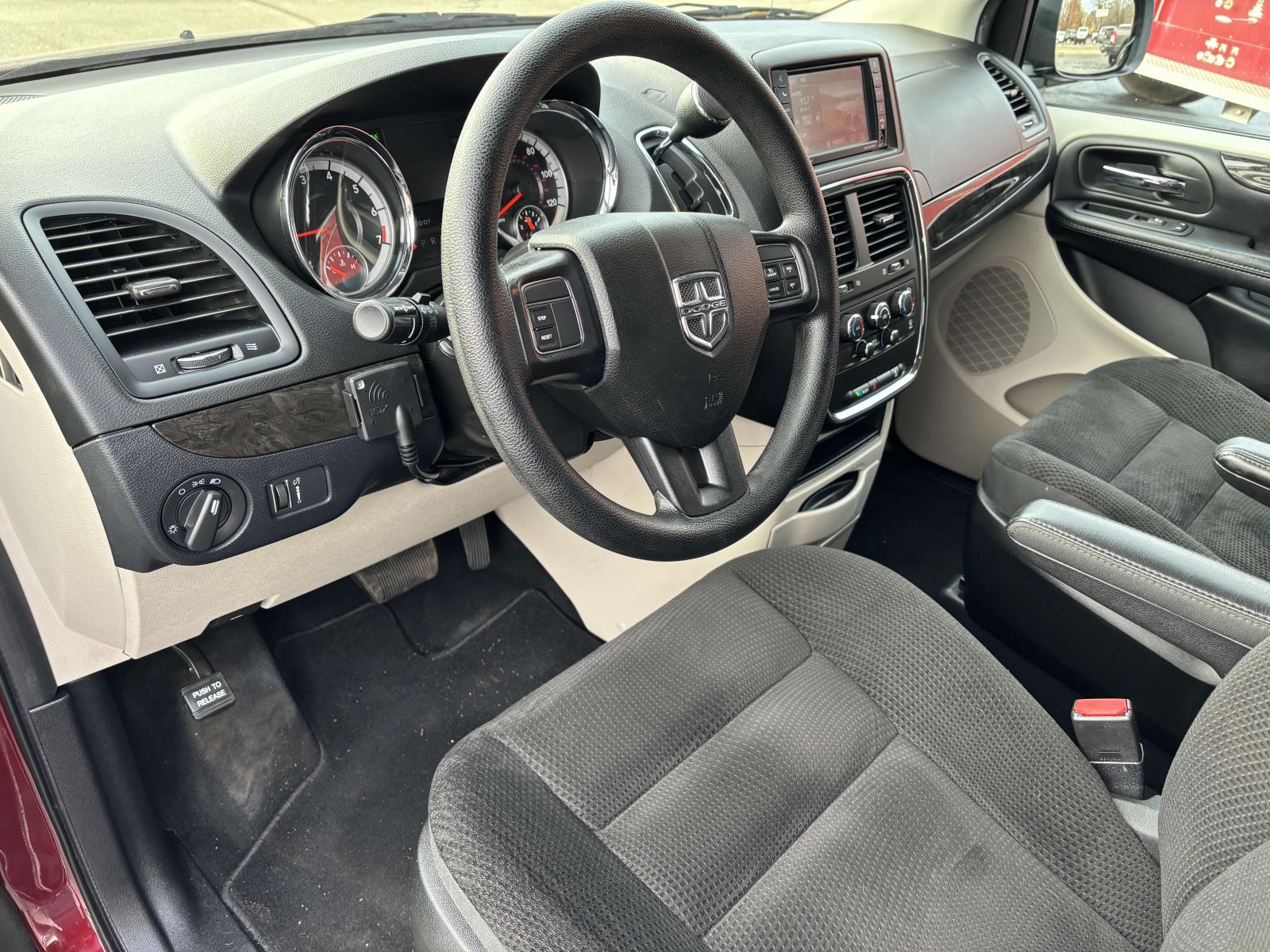 2019 Dodge Grand Caravan SE 6