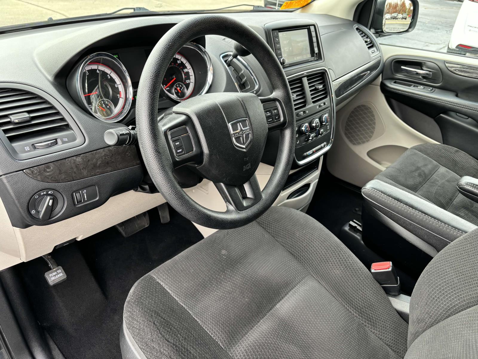 2019 Dodge Grand Caravan SE 6