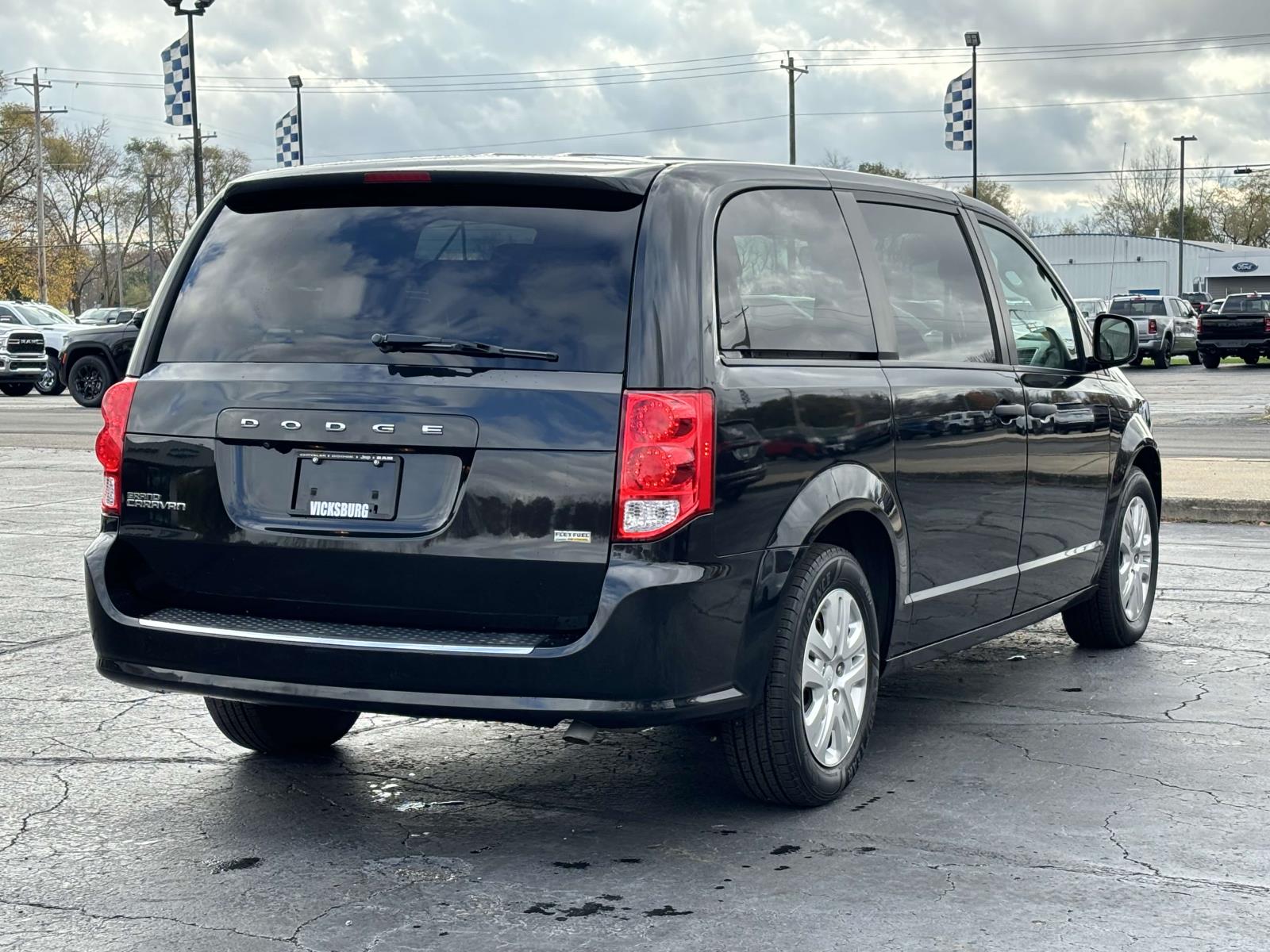 2019 Dodge Grand Caravan SE 28