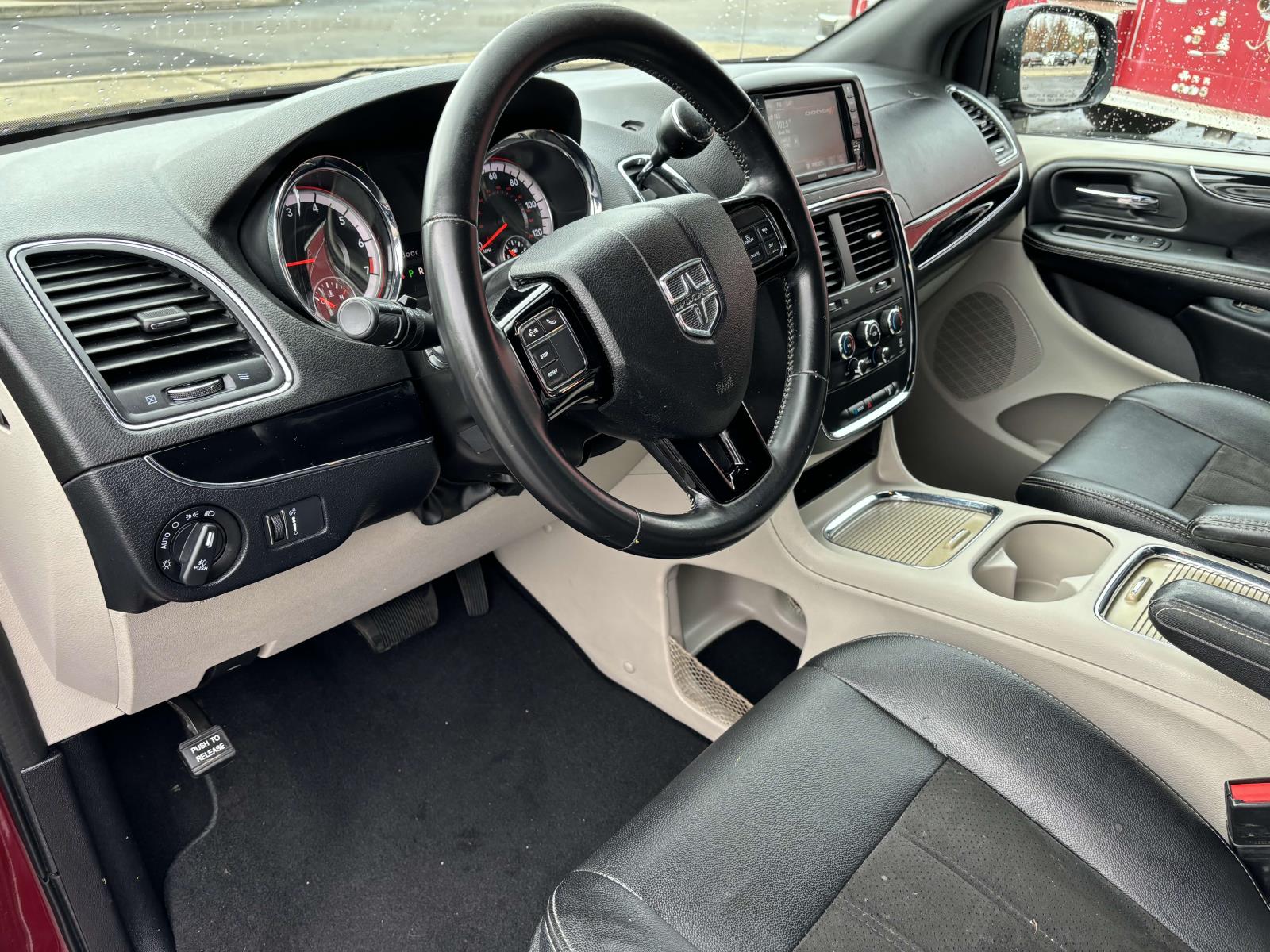 2019 Dodge Grand Caravan SXT 6