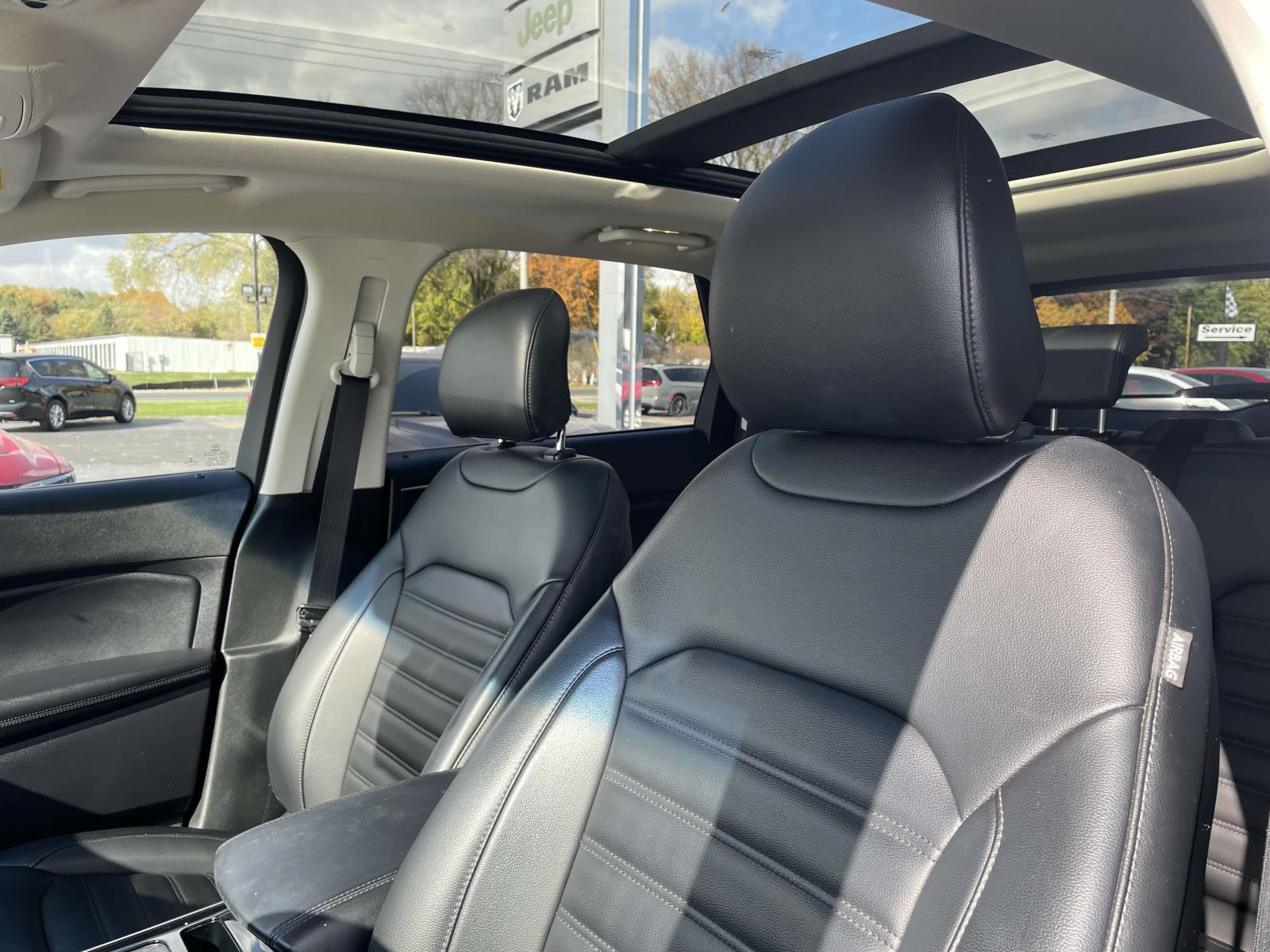 2019 Ford Edge SEL 5