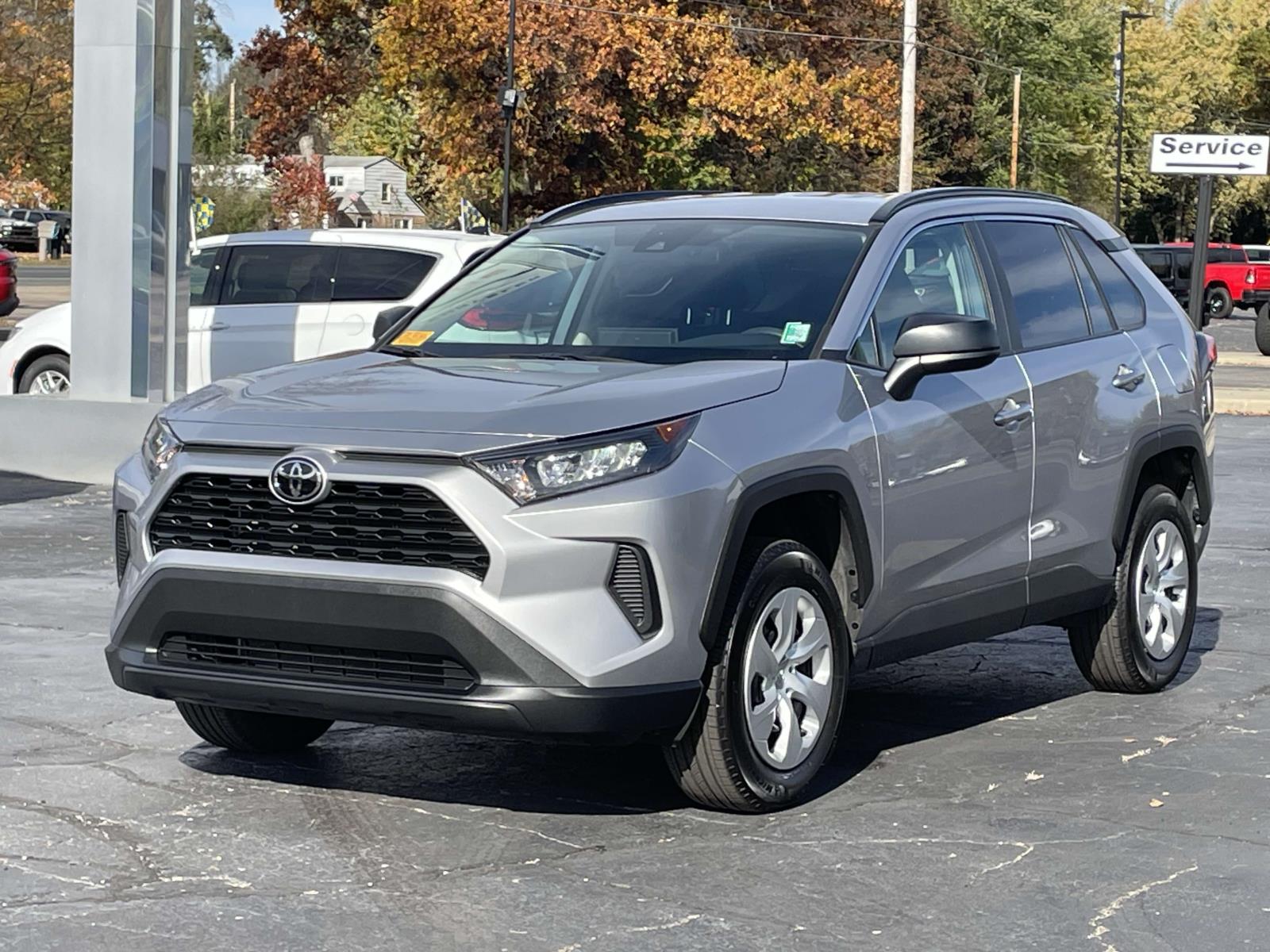 2021 Toyota RAV4 LE 26