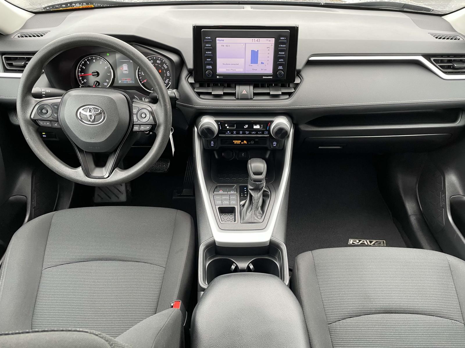 2021 Toyota RAV4 LE 21