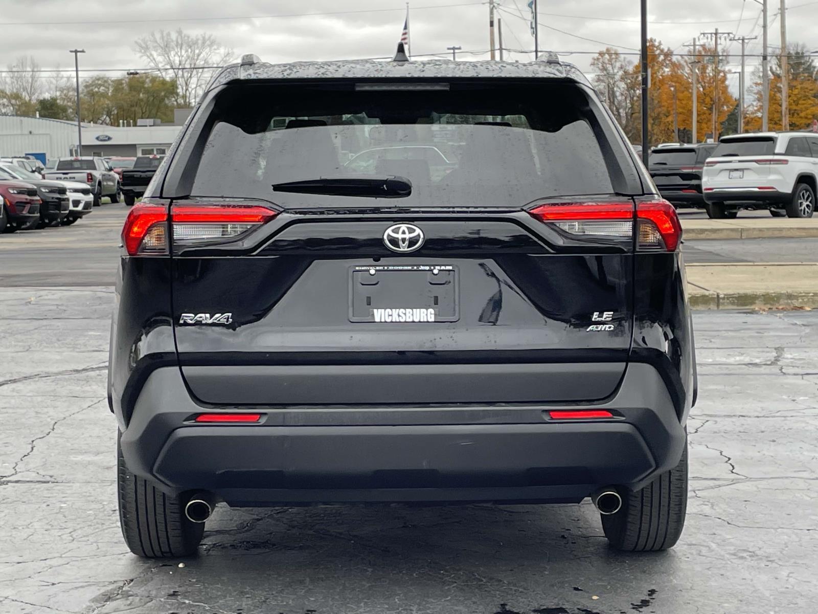 2021 Toyota RAV4 LE 29