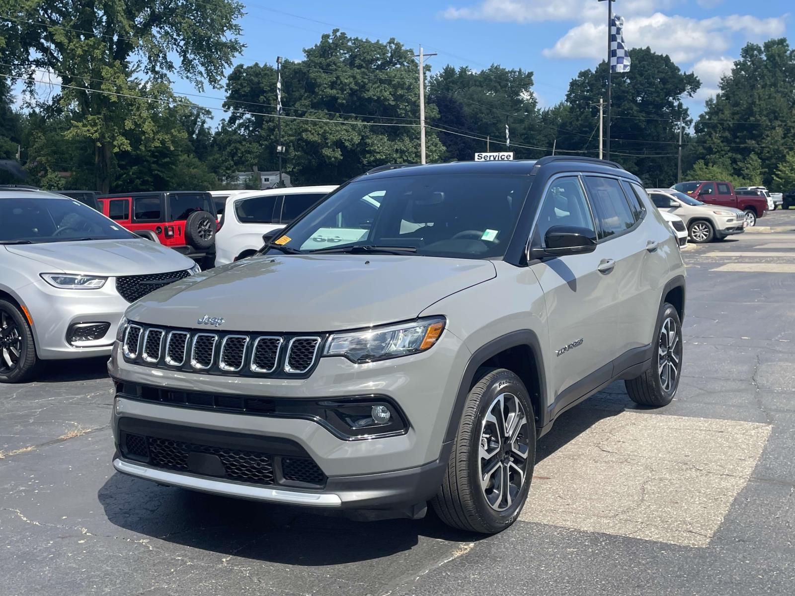 2024 Jeep Compass Limited 17