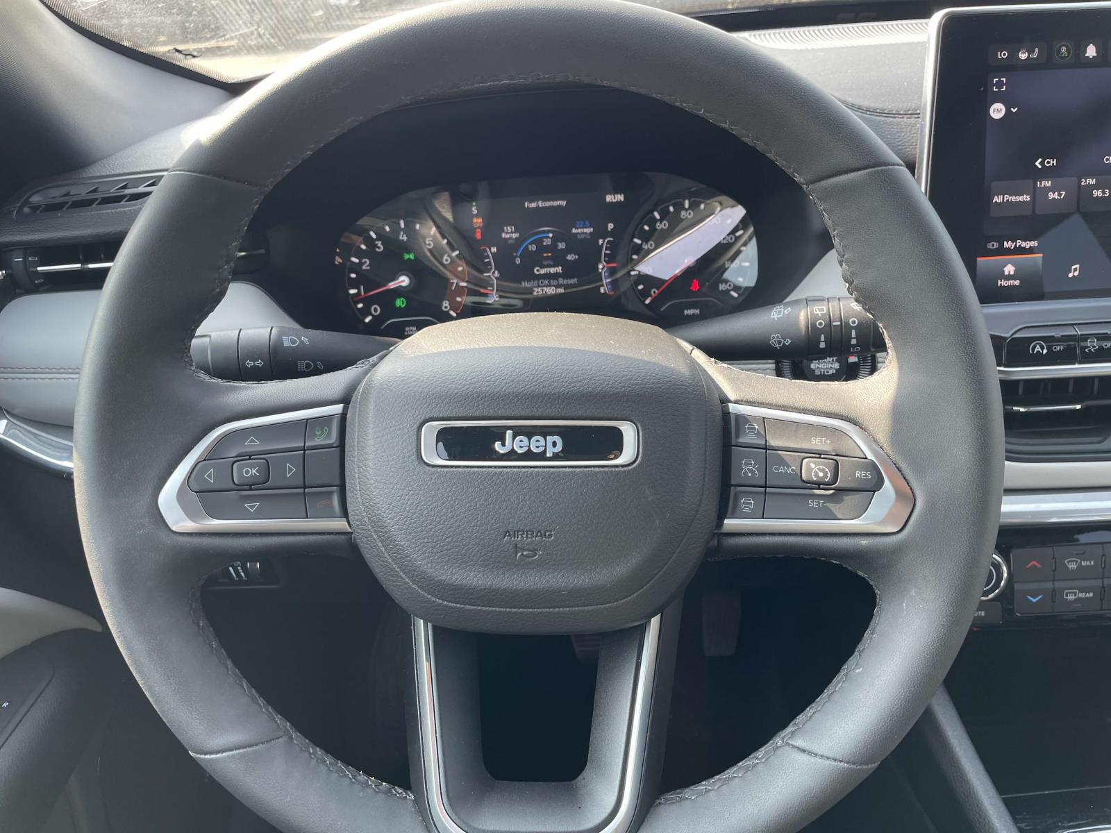 2023 Jeep Compass Limited 24