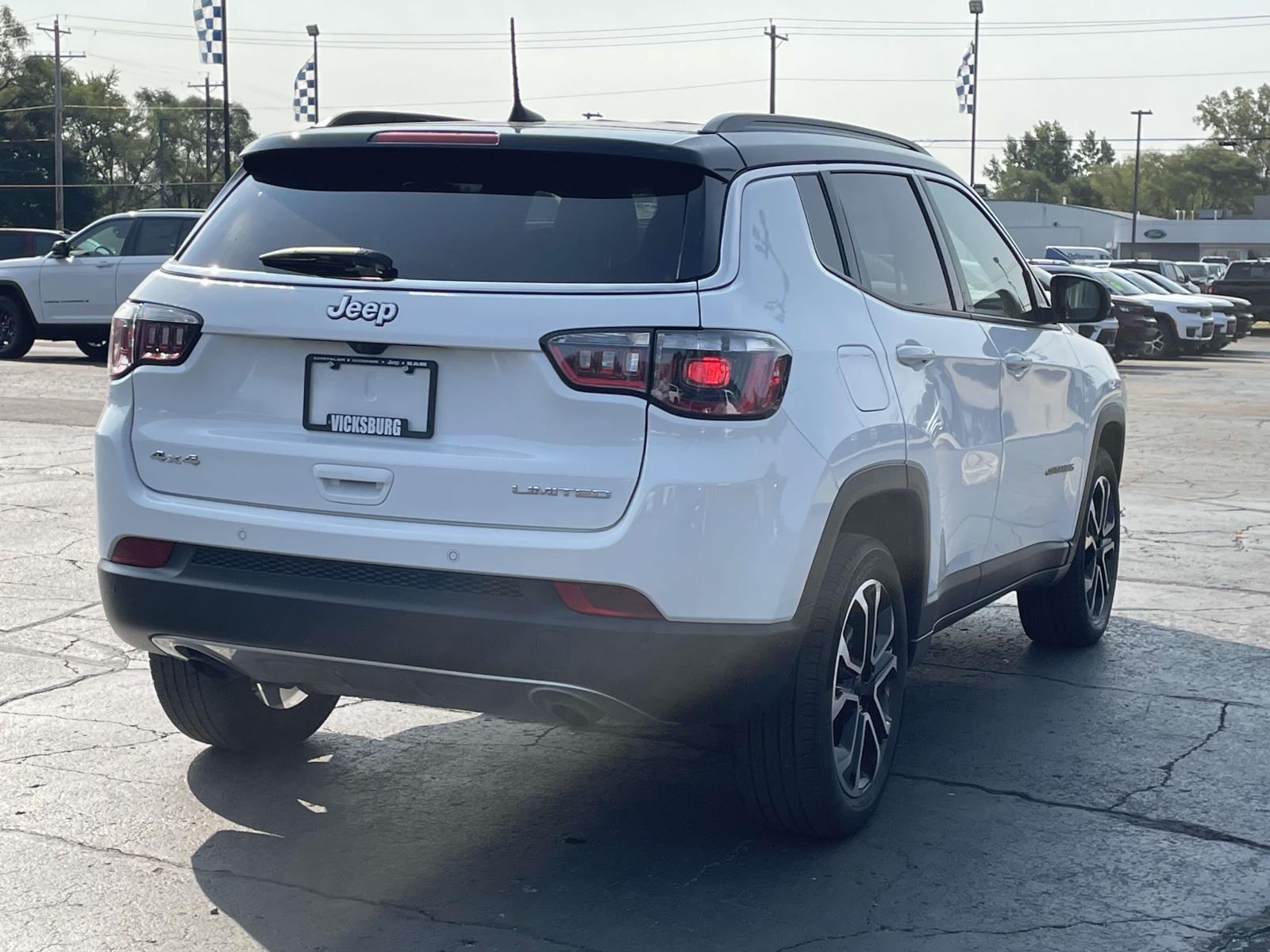 2023 Jeep Compass Limited 30